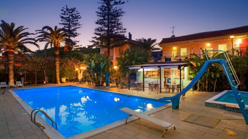   - Camping Rosa a San Bartolomeo al Mare 